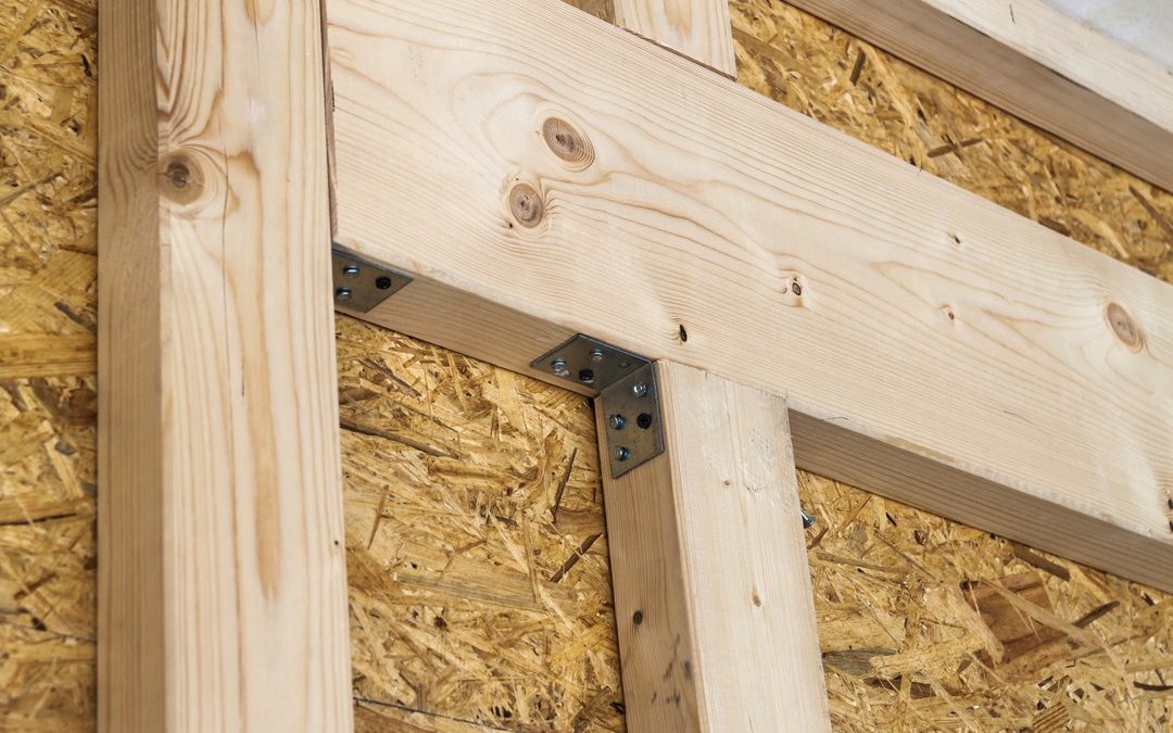 construccion-paredes-marco-madera-nueva-casa-campo-entramado-ligero-de-madera-clt-madera-masiva